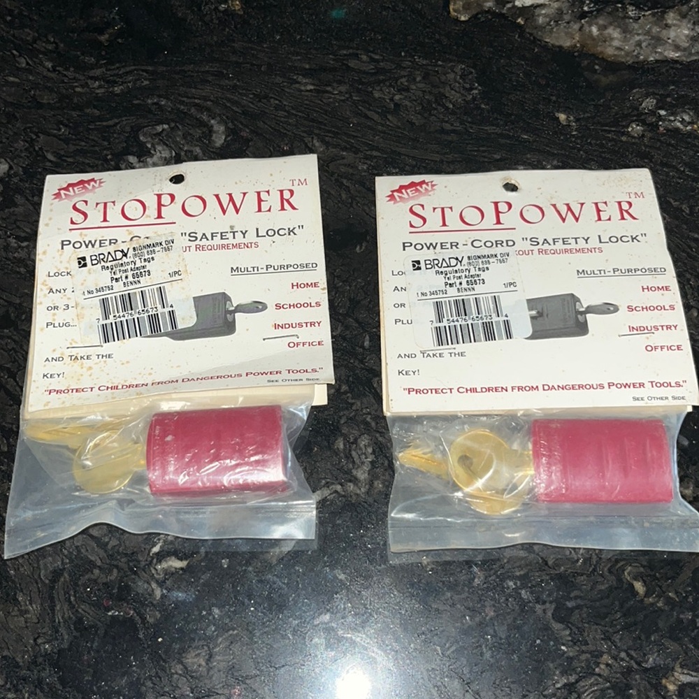 3/$25 Power Cord Child Safety Locks (2) NWT
